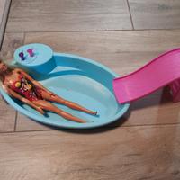 piscina di Barbie