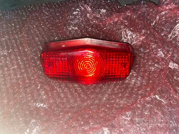 Faro posteriore Royal Enfield interceptor 650