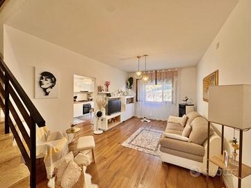VILLA A SCHIERA A TAVOLETO