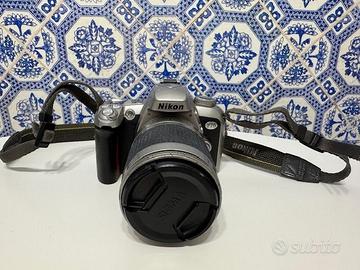 Nikon F75 + Nikkor 28-100 mm – reflex analogica 35