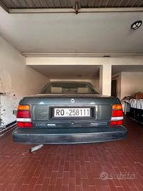 Lancia Thema in buone condizioni – auto storica