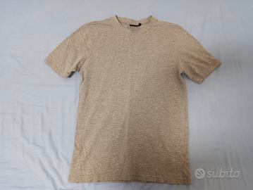 t shirt grigia 