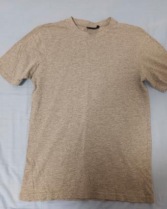 t shirt grigia 