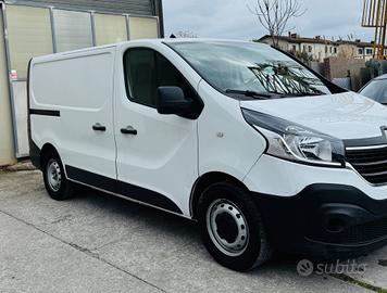Renault Traffic 4 serie
