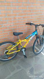 Bici MTB bambino ragazzo età 7/12 anni