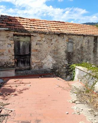 RUSTICO A DIANO ARENTINO