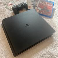 Playatation 4 slim 1 TB + 1 controller + 2 Giochi