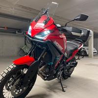 Morini X-Cape 650 2023 cerchi a raggi