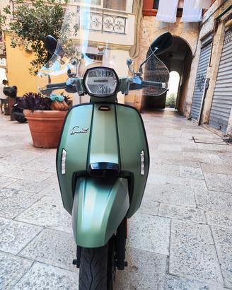 lambretta V 200 special