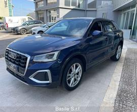 Audi Q2 30 TFSI Business Advanced