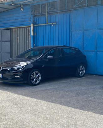 Opel Astra K 1.6 diesel full optional anno 2019