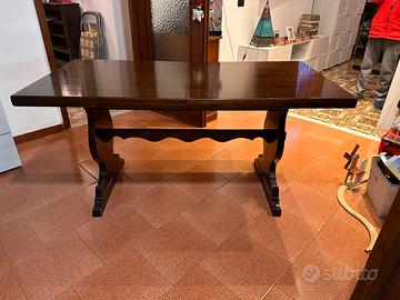 Tavolo da pranzo allungabile