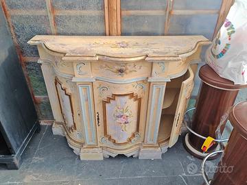 Credenza servante in stile veneziano
