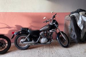 Yamaha Virago XV125 – Custom