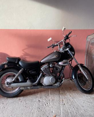 Yamaha Virago XV125 – Custom