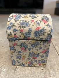 Bambole in porcellana