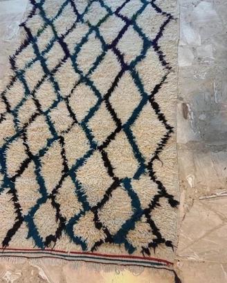 Maroccan berber rug carpet