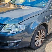 Volkswagen Passat 3C Variant 2.0 TDI per ricambi (