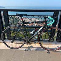 Bianchi 928 Full Carbon Campagnolo Record 10v TG56