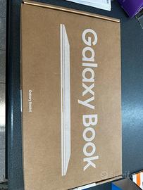 Portatile galaxy book 4