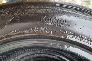 gomme auto rinforzate ottime condiz.215/55/R16/97W