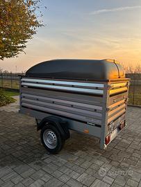Carrello rimorchio per trasporto cose-uso proprio