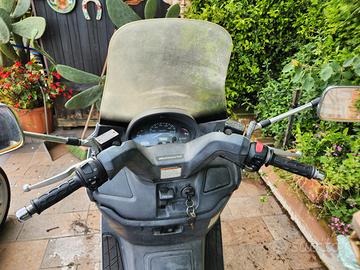 Suzuki Burgman 400 - 2001