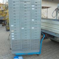 Cassettiera portaminuteria