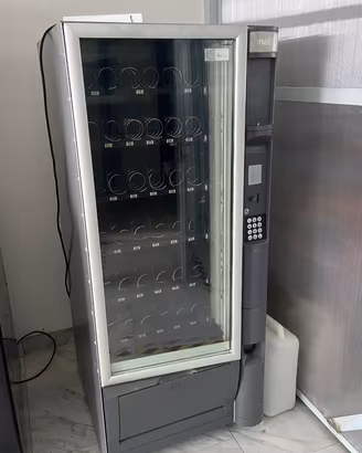 Distributori automatici snack e caffe