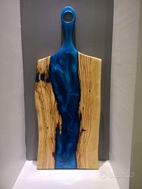 Tagliere in resina artigianale e legno di ulivo 