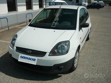 Autocarro Ford Fiesta 1.4 TDCI Van portata kg 430