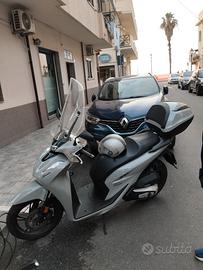 scooter Honda 150 sh