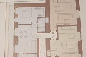 Pressi palazzo Doglio mq 200 divisibile