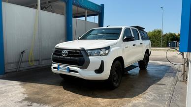 Toyota Hilux double cab 2021