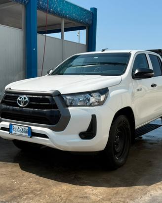Toyota Hilux double cab 2021