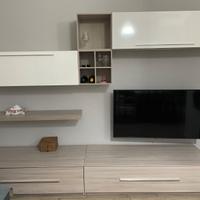 Mobili parete attrezzata soggiorno