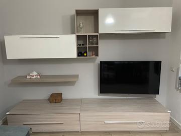 Mobili parete attrezzata soggiorno