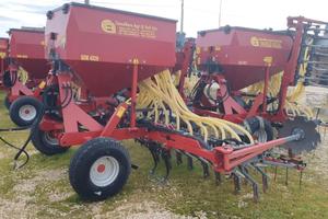 Seminatrice nuova SEM 4x29 6000€