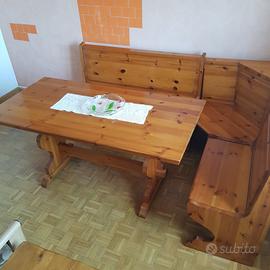 TAVOLO E GIROPANCA IN PINO