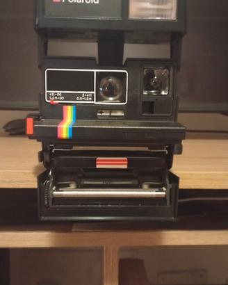 Polaroid  635 cl