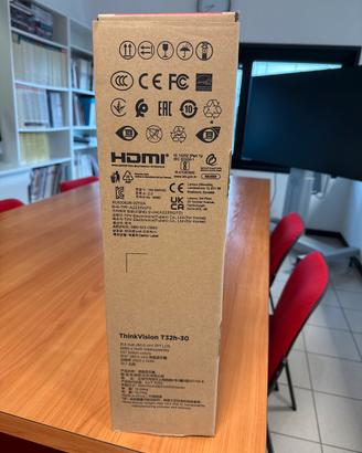 monitor nuovo 32 pollici thinkvision t32h-30