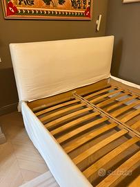 Letto da 140cm con testile imbottito