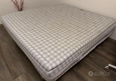 Materasso Ennerev in memory e molle insacchettate