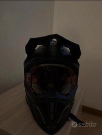 casco motocross JUST1 J12 SOLID CARBON