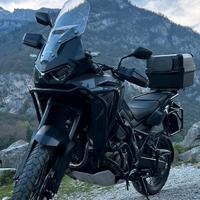 2023 Honda Africa Twin CRF 1100 L manuale