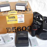 Nikon D5600 NITAL +3x Batterie+ Scatola Originale