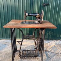 Macchina da cucire Naumann