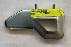 Fiat Panda 141 4x4 - staffa paraurti ant