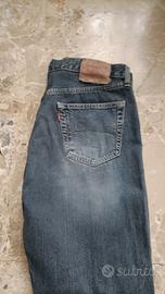 Jeans uomo levis