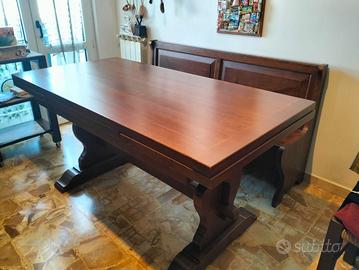 TAVOLO ALLUNGABILE CON PANCA E 5 SEDIE